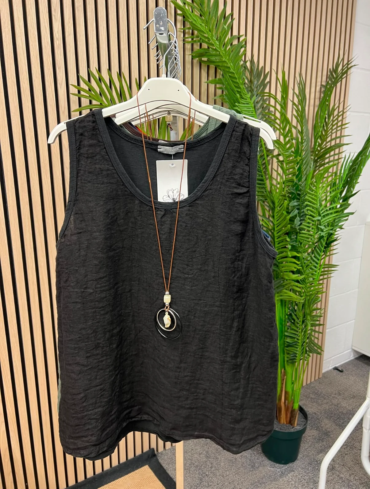 T Shirts & Vests
